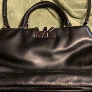 Micheal Kors Purse